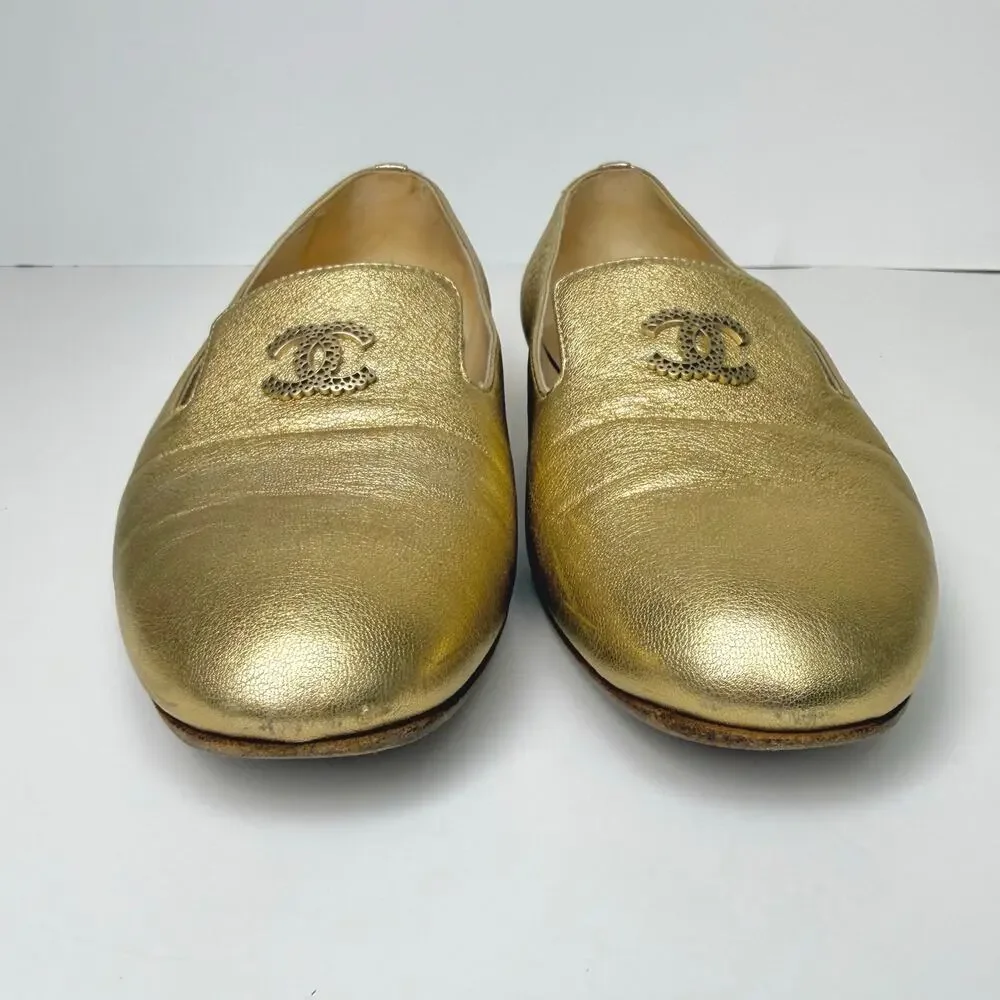 Chanel Metallic Gold Leather CC Embellished Loafers Flats Size 38 Authentic